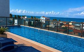 Flat com Rooftop à 100metros das Piscinas Naturais